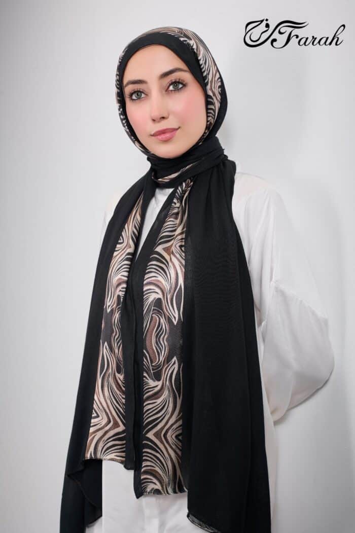 Modal With Printed Satin - Image 5
