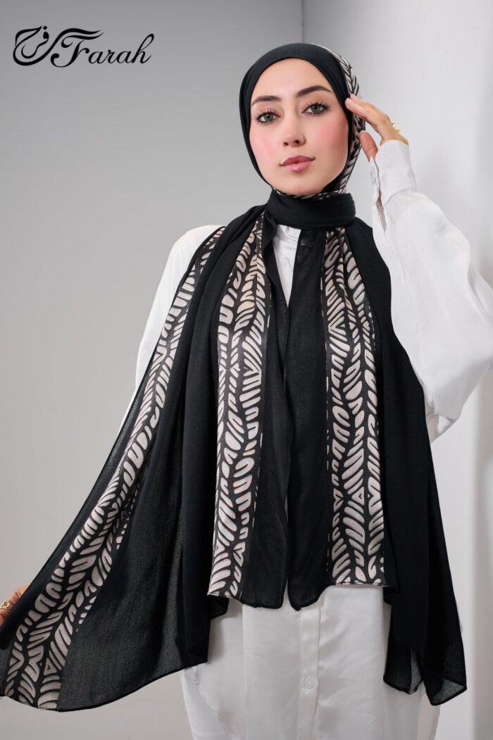 Modal With Printed Satin - Image 6