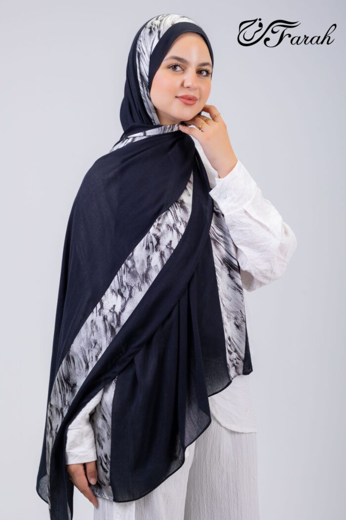 Modal With Printed Satin - Image 4